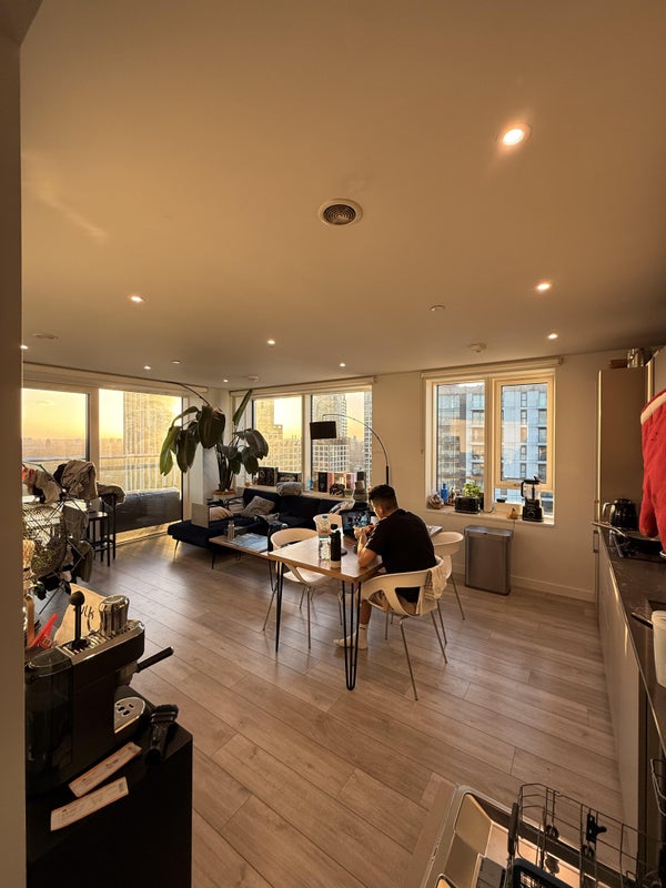 Photo 1: Living room