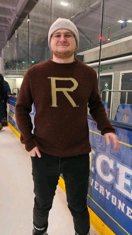 Photo 1: bambi's mom on ice