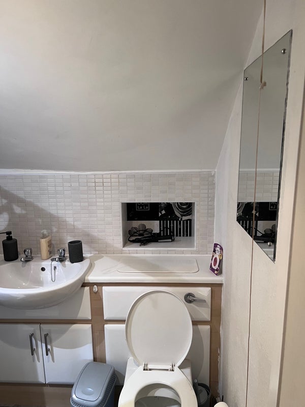 Photo 1: Top floor bathroom 