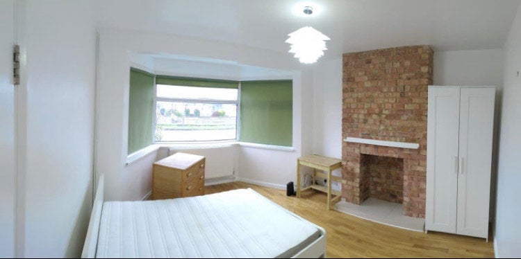 Photo 1: Available 01/01/2026 w/h new furniture 