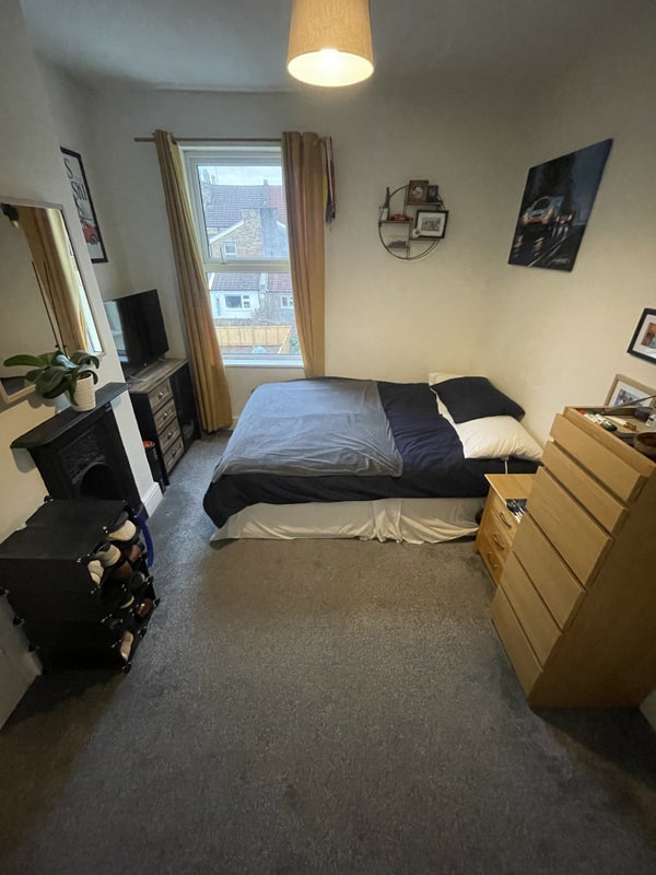 Photo 1: Bedroom (Kingsize bed)