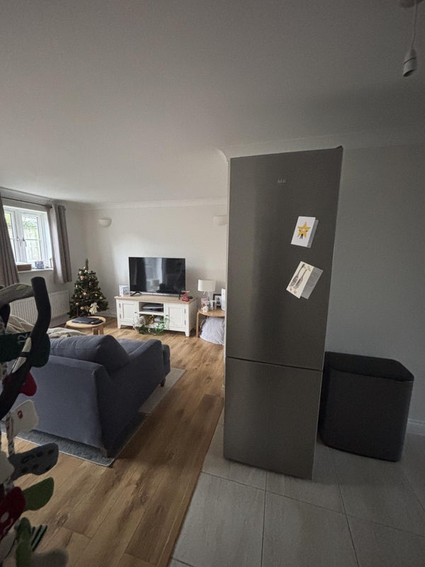 Photo 1: Living room