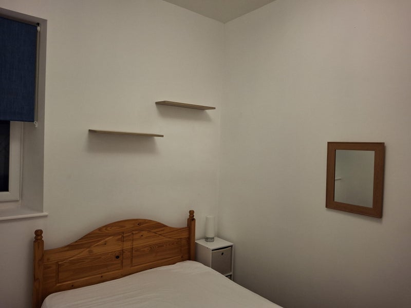 Photo 1: Double bedroom