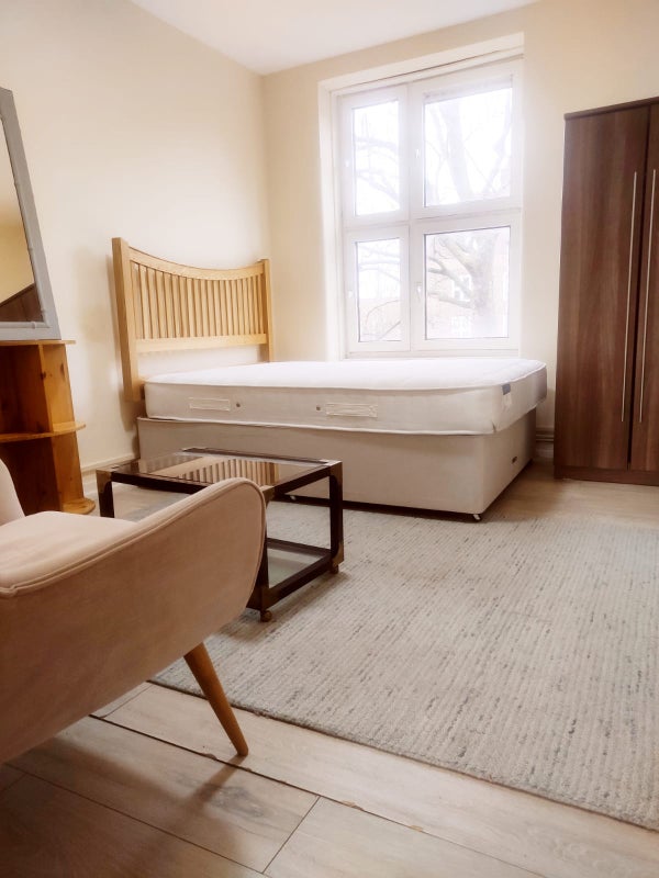 Photo 1: “This is the room’s final layout as it will be when you move in.”