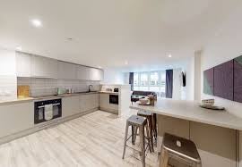 Photo 1: Common area 