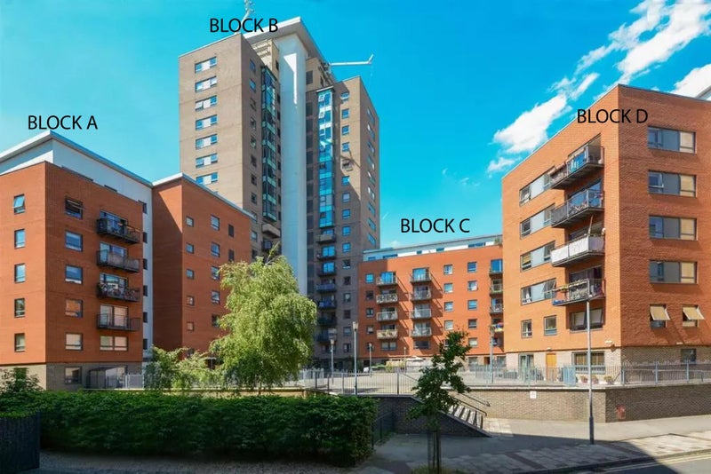 Photo 1: You can see the size of the courtyard & we have CCTV & concierge on site