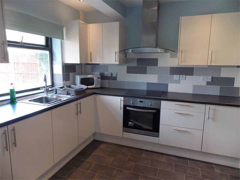 Photo 1: Communal Area