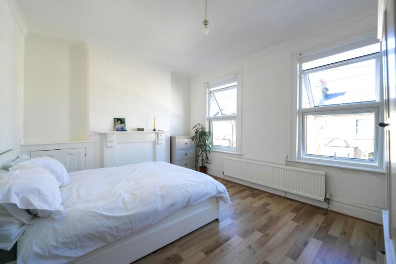 Photo 1: Double room