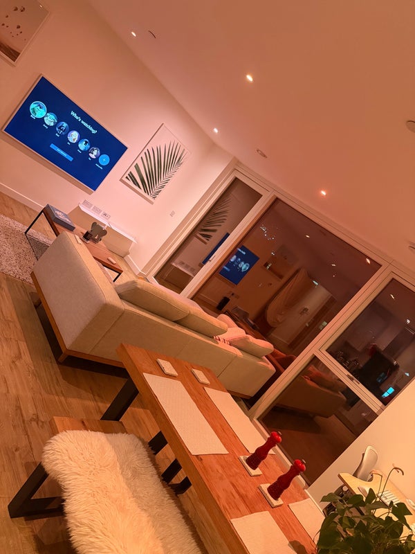 Photo 1: living room