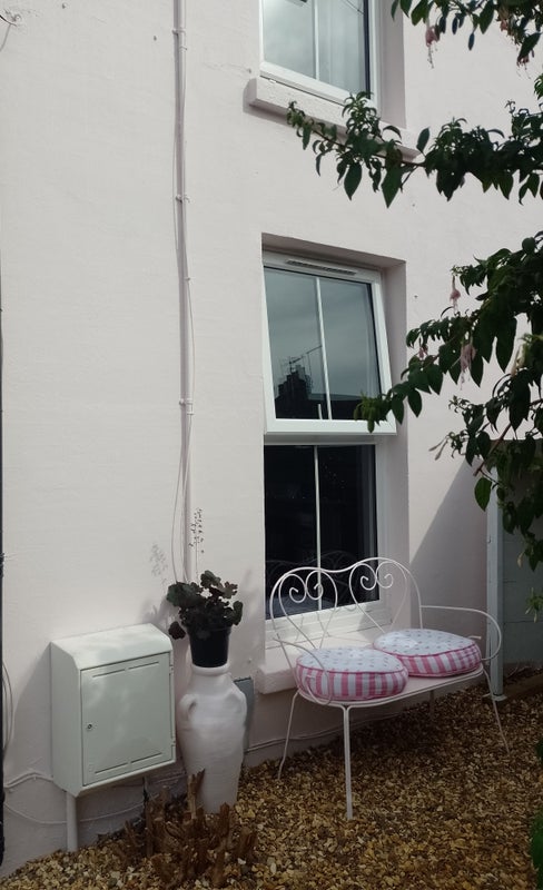 Photo 1: Front garden