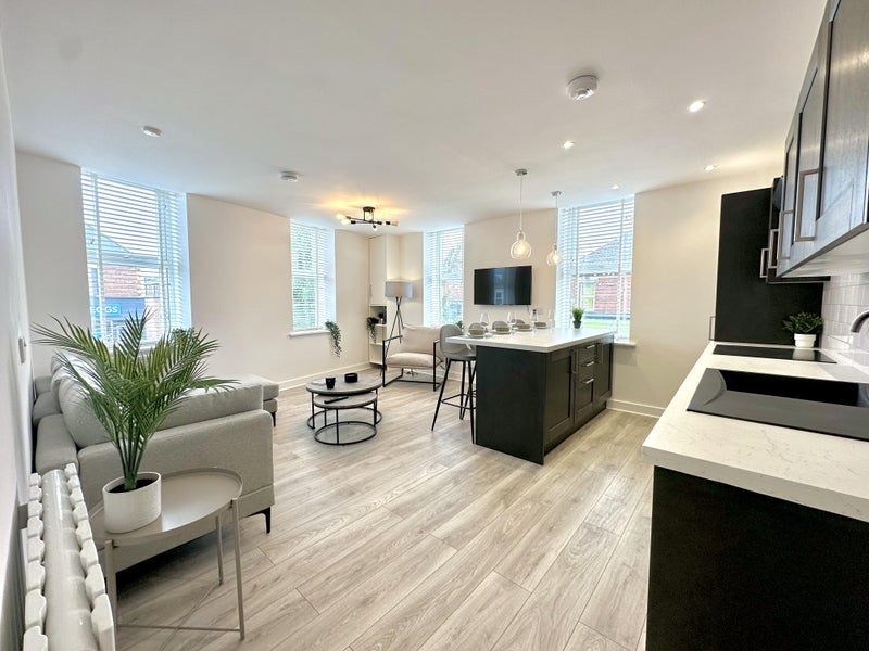 Photo 1: Kitchen/Living Room