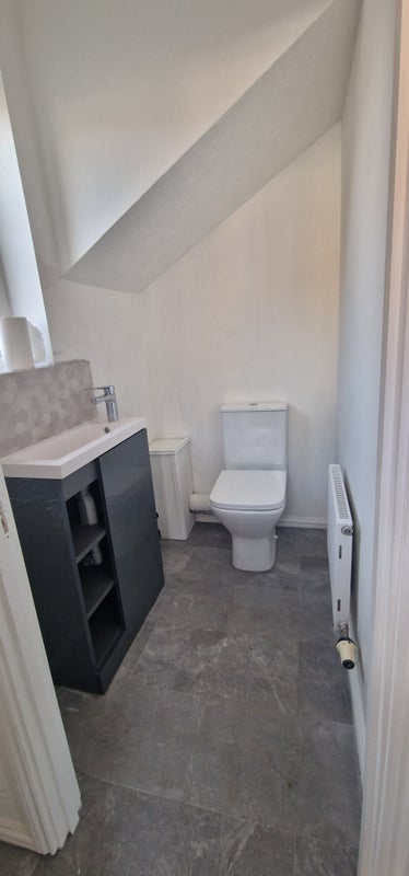 Photo 1: Downstairs WC