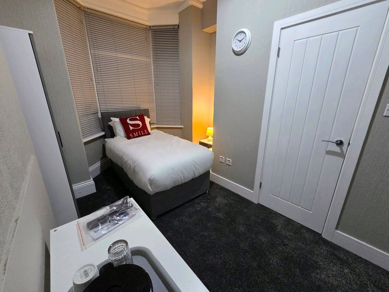 Photo 1: Bedroom 1 - with Private En-Suite