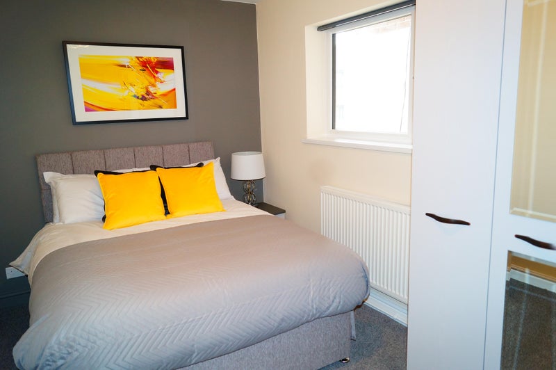 Photo 1: Room 2 Ground Floor Executive Double