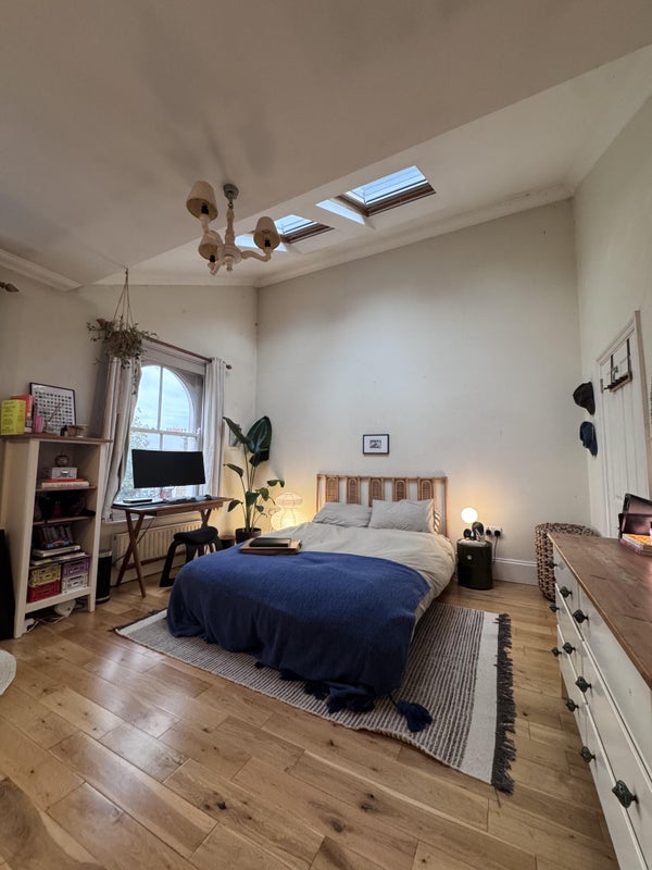 Photo 1: The room! Skylights are remote controlled