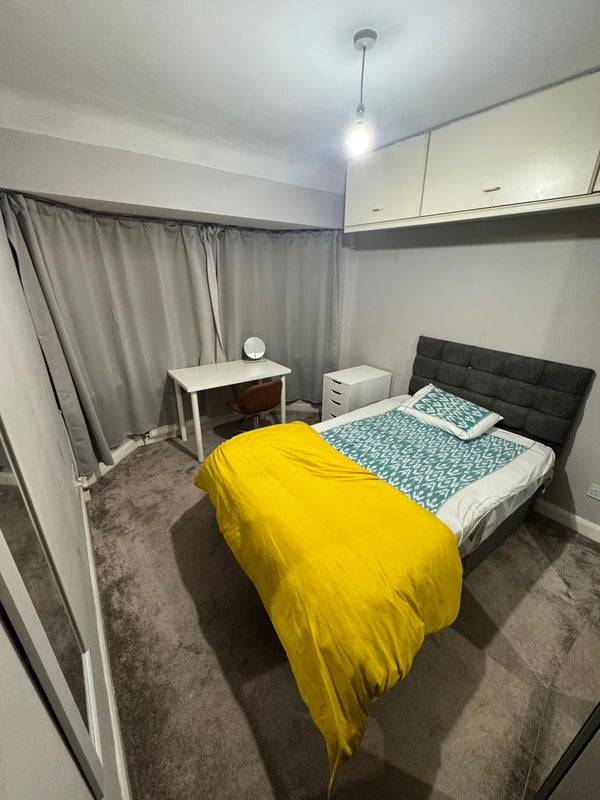 Photo 1: Double Bed Room