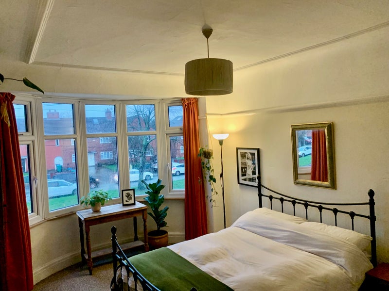 Photo 1: Double Bedroom 