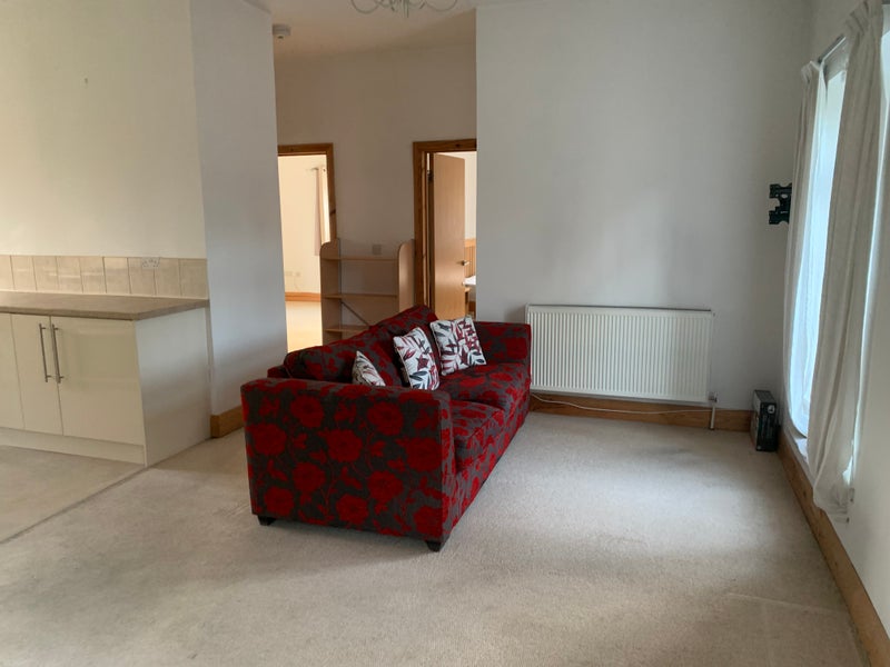 Photo 1: Main living room