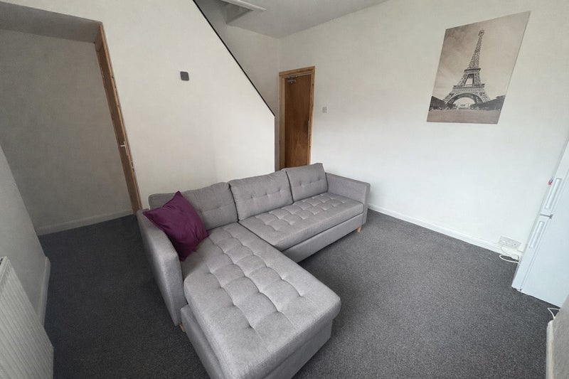 Photo 1: Living room