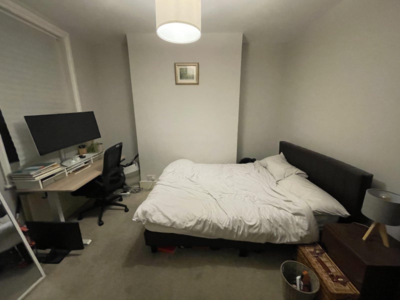 Photo 1: Bedroom 1/3