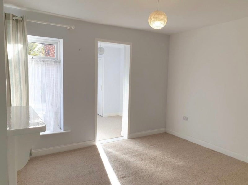 Photo 1: Double Bedroom and Adjoining Office Space