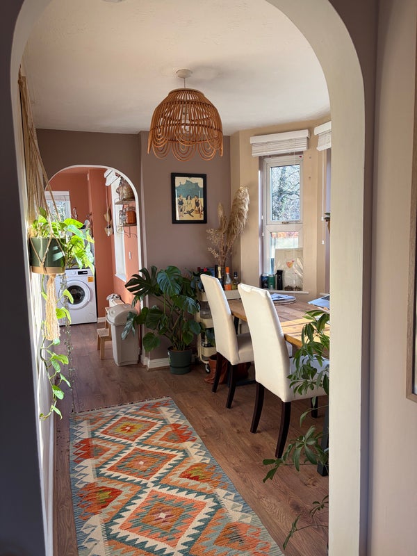 Photo 1: Dining room and kitchen 