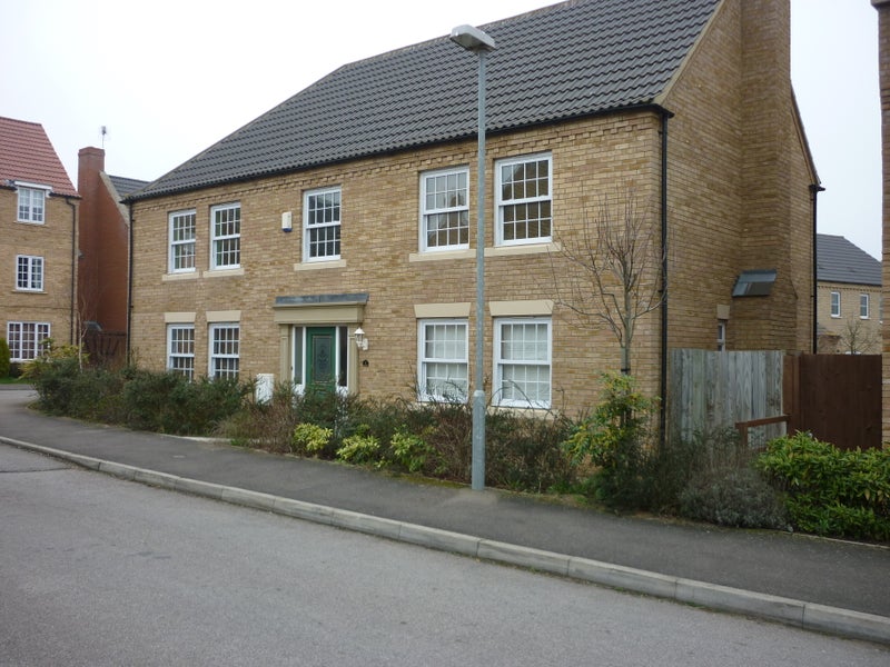 Photo 1: Front of House