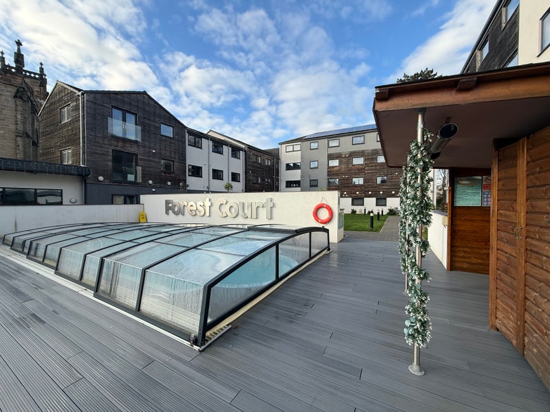 Photo 1: Swimming Pool