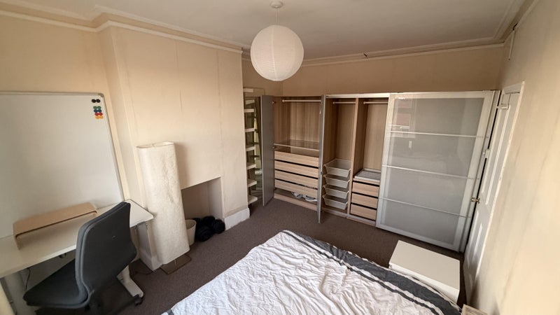 Photo 1: Double Room