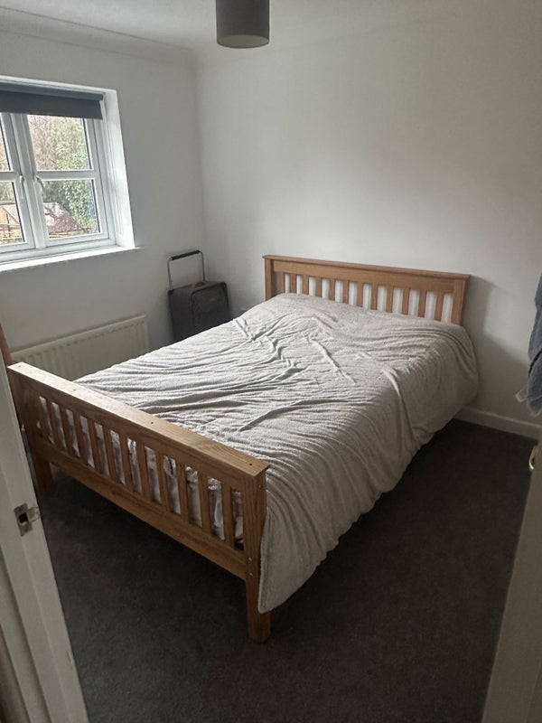 Photo 1: Double bed with built in storage