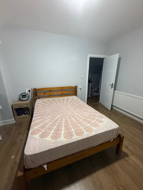 Photo 1: Double Room