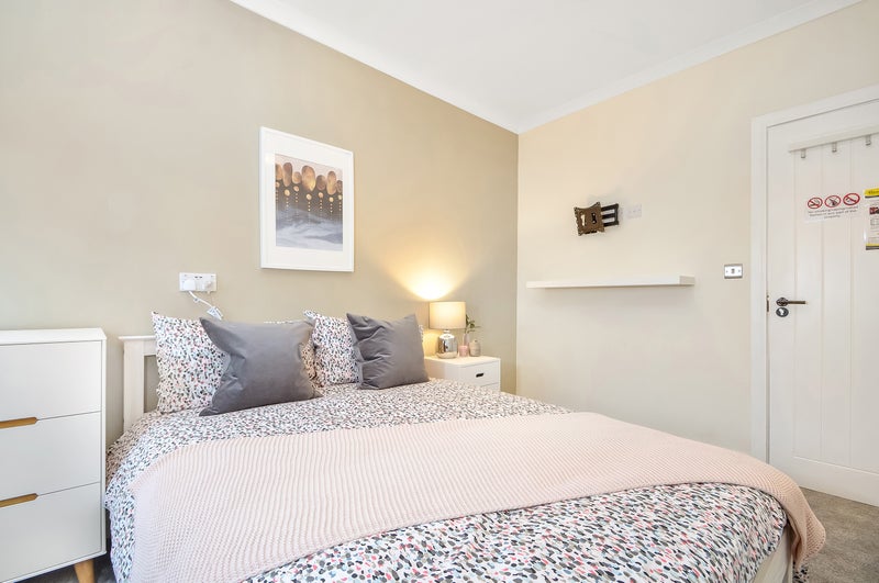 Photo 1: Room 7 - view to bed