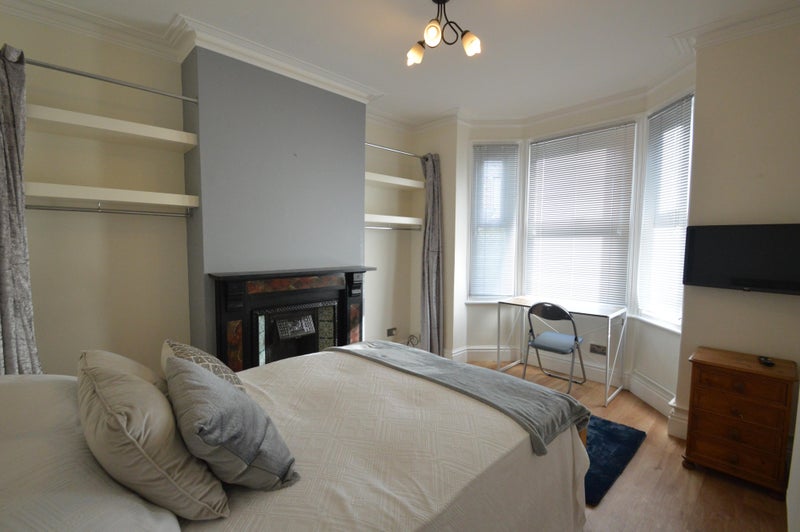 Photo 1: Large Double Bedroom with Plenty of Storage