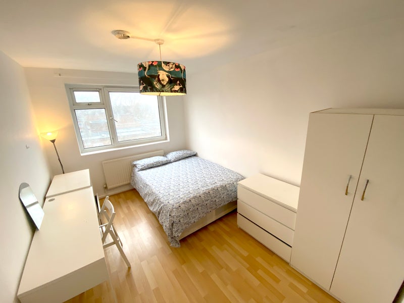 Photo 1: 880pcm ✶  available from 31.01.2026 ✶ furnished as in pictures