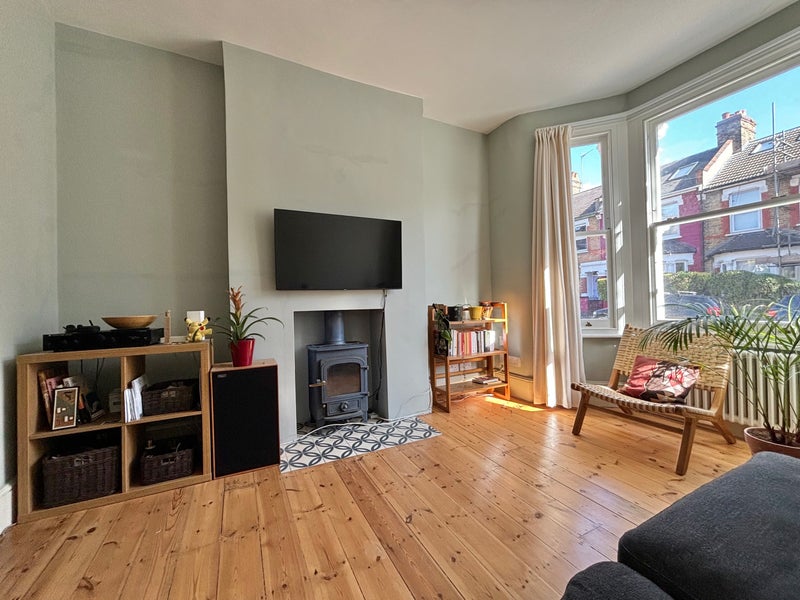 Photo 1: Living room