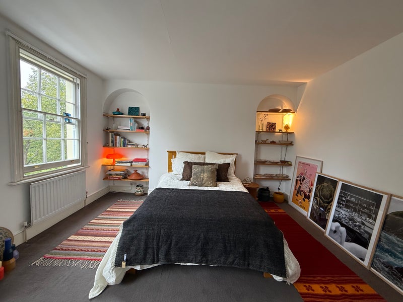 Photo 1: Bedroom to Rent