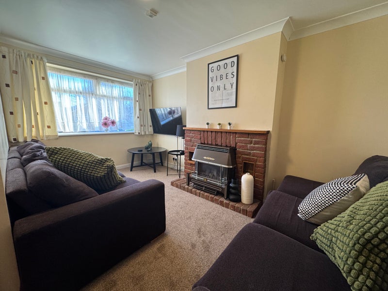 Photo 1: Living room