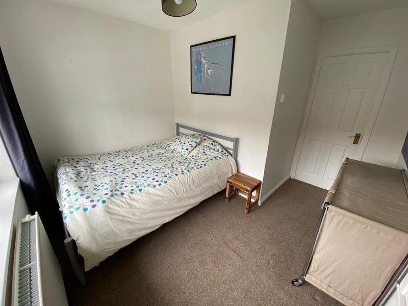 Photo 1: Large double room