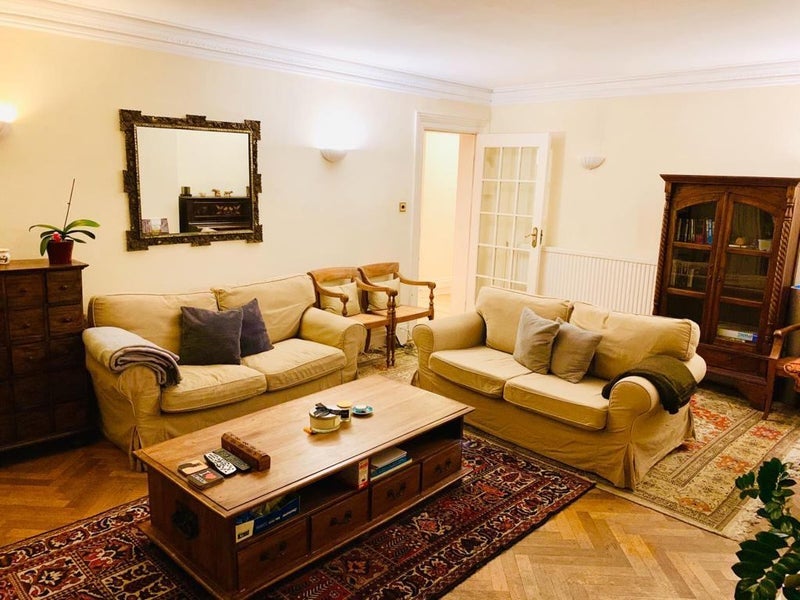 Photo 1: Cosy Sitting Room