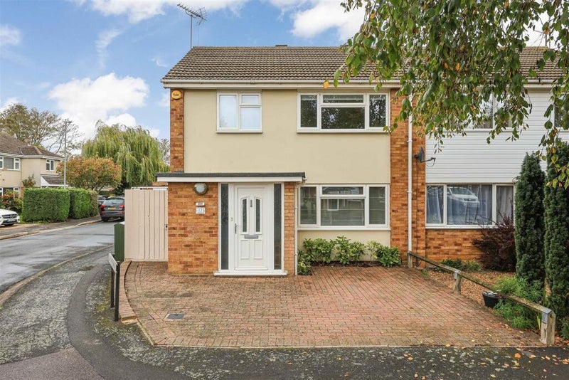 Photo 1: Front of House