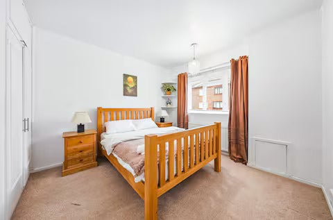 Photo 1: Bedroom king sized