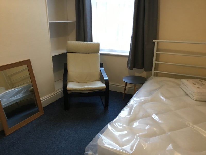 Photo 1: Bedroom view 2