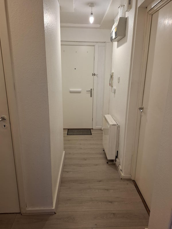 Photo 1: Very tide  and clean house. 