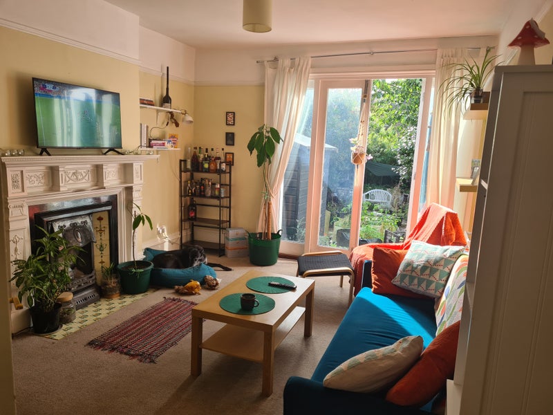 Photo 1: Shared Living Space