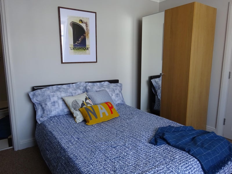 Photo 1: Room 6 - Double ensuite room available soon