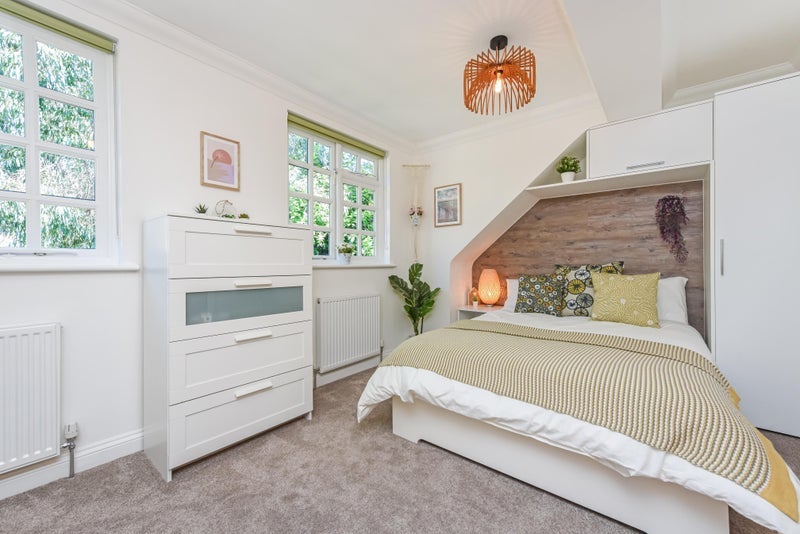 Photo 1: Your stylish fully furnished spacious room on 1st floor