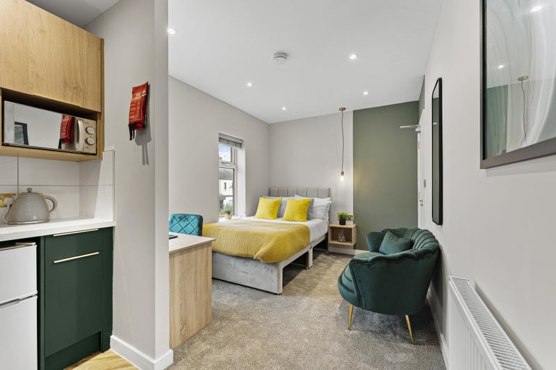 Photo 1: Room 2 - Studio