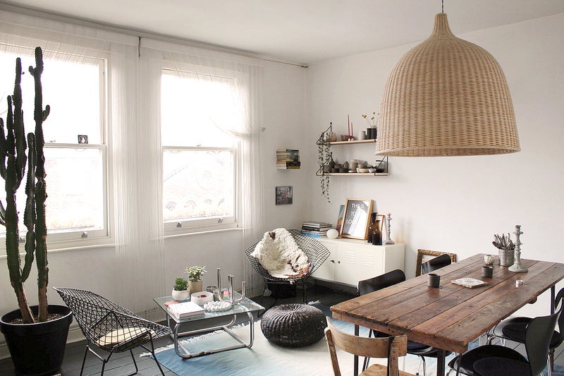 Photo 1: Sunny living room