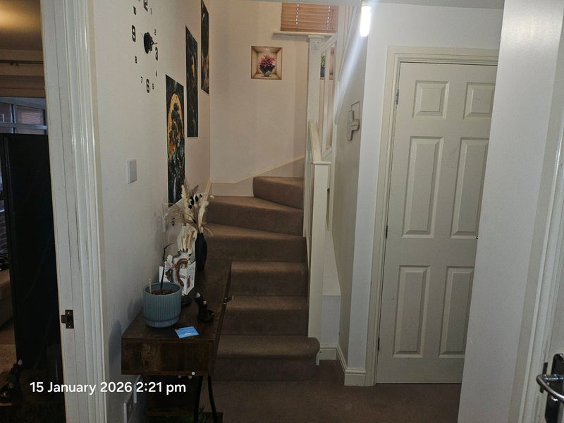 Photo 1: Stairway