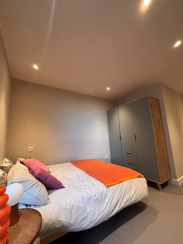 Photo 1: Double room for rent